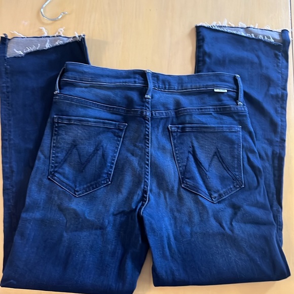 The Insider High Rise Crop Step Fray Bootcut Jeans in Tongue and Chic 29 - Picture 12 of 12